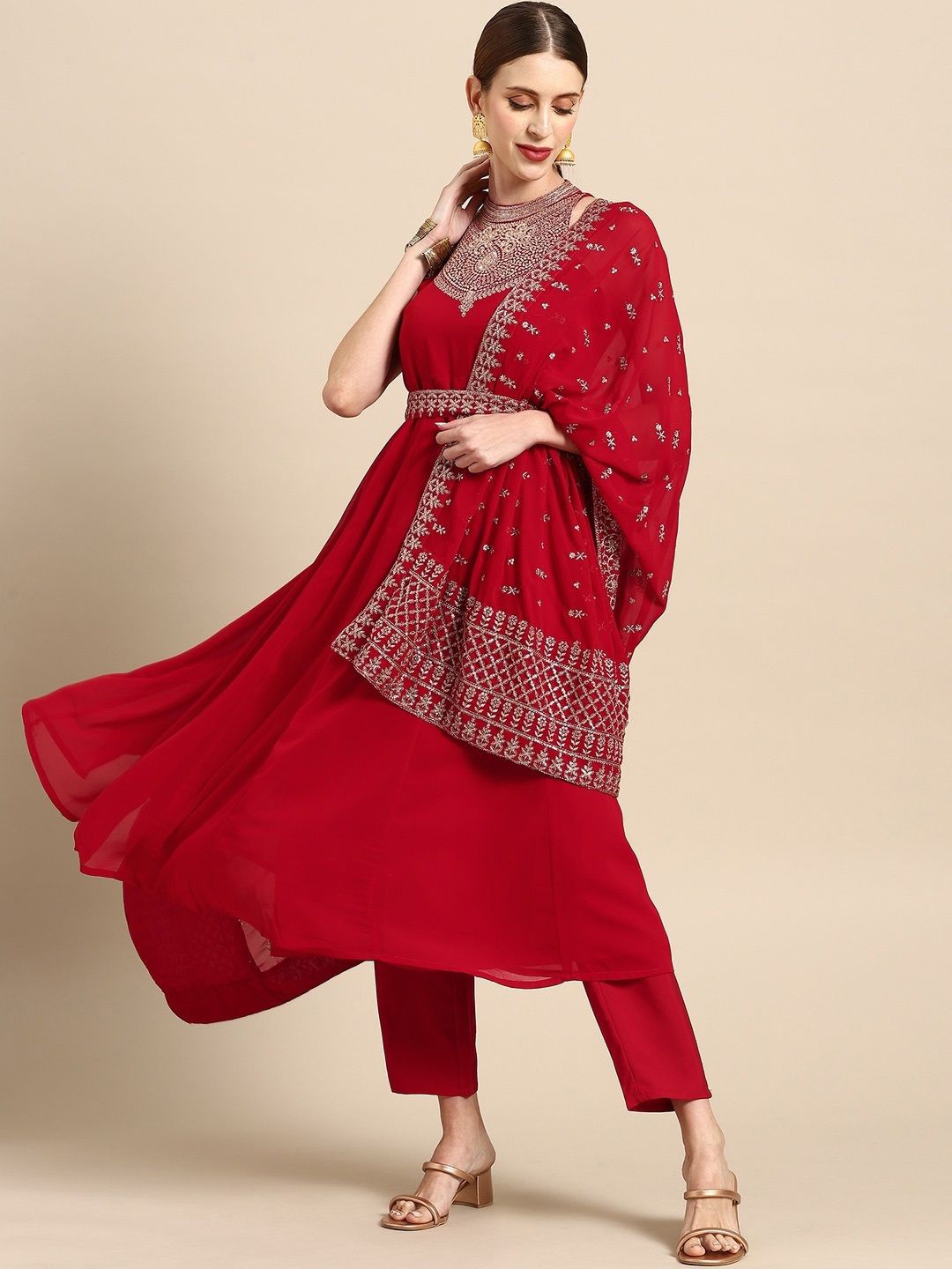 

PMD Fashion Ethnic Motifs Embroidered Regular Sequinned Kurta with Palazzos & Dupatta, Red