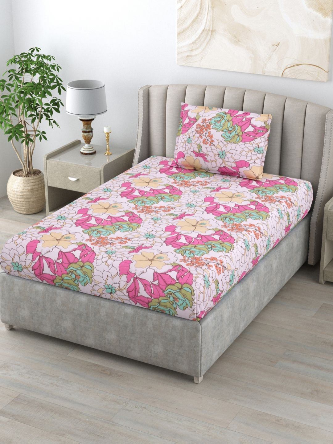 

BOMBAY DYEING Epigram Pink Printed Pure Cotton 144 TC Single Bedsheet & Pillow Covers