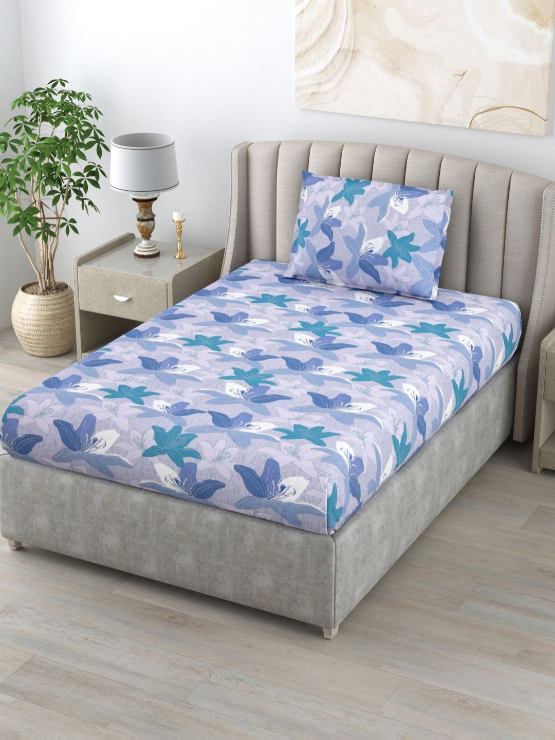 

BOMBAY DYEING Blue & Purple Floral 144 TC Single Bedsheet with 1 Pillow Covers