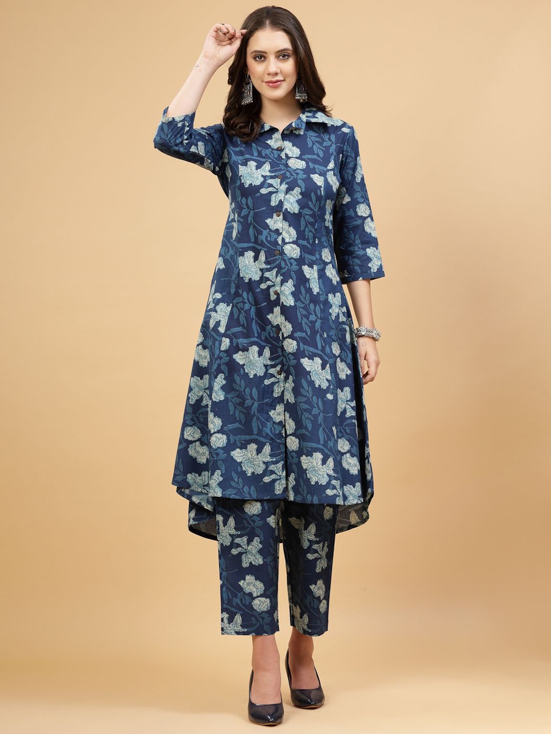 

Pistaa Floral Printed Regular Pure Cotton Kurta with Palazzos, Blue