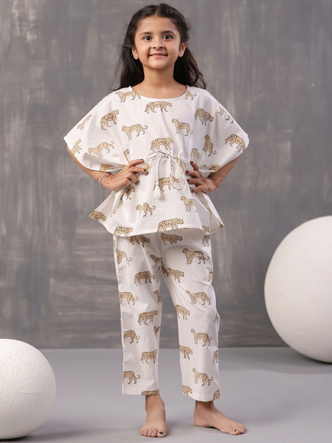 

SANSKRUTIHOMES Printed Pure Cotton Night suit, White