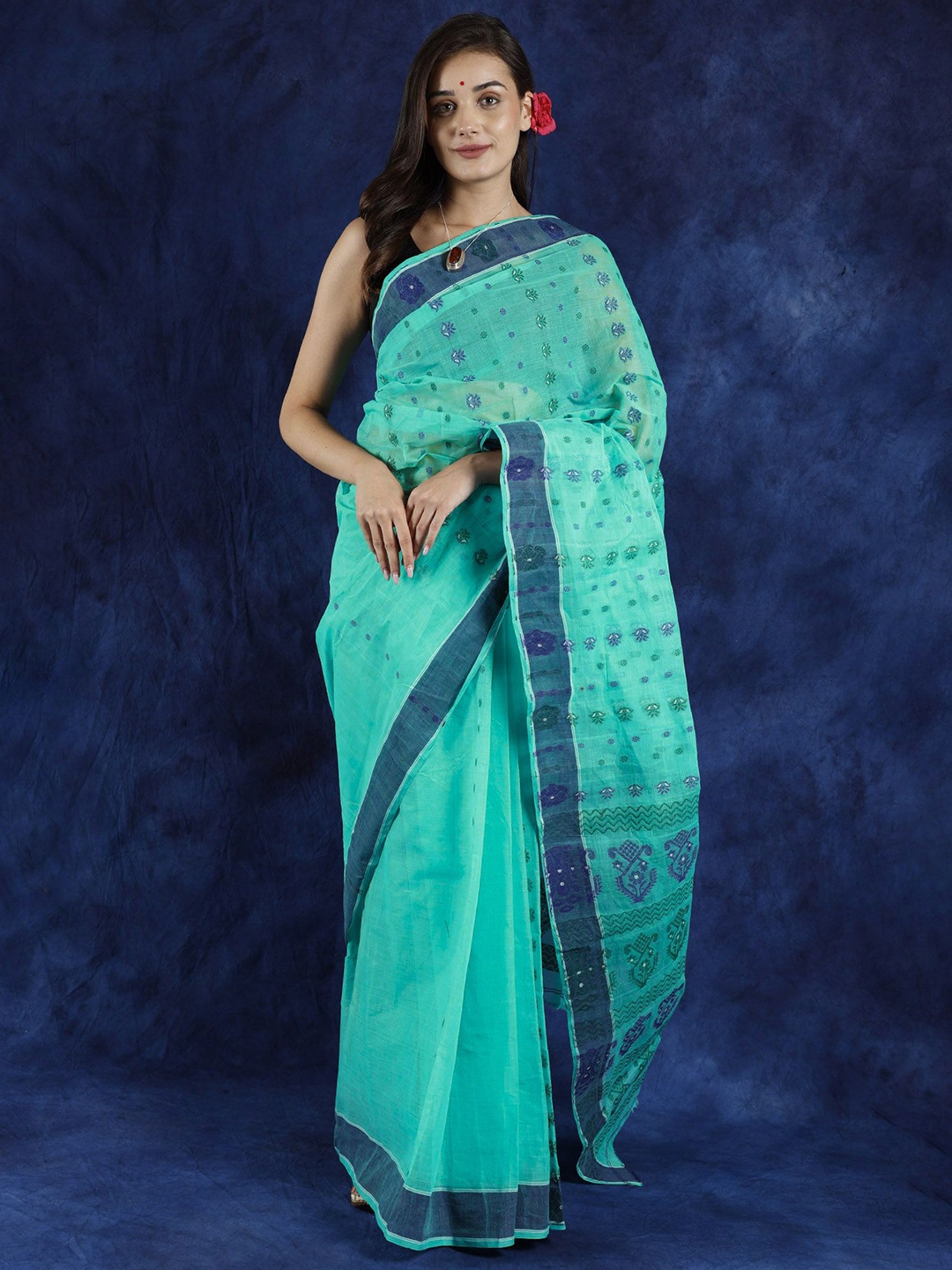 

Exotic India Sea-Green Cotton Woven Bootis Jamdani Saree