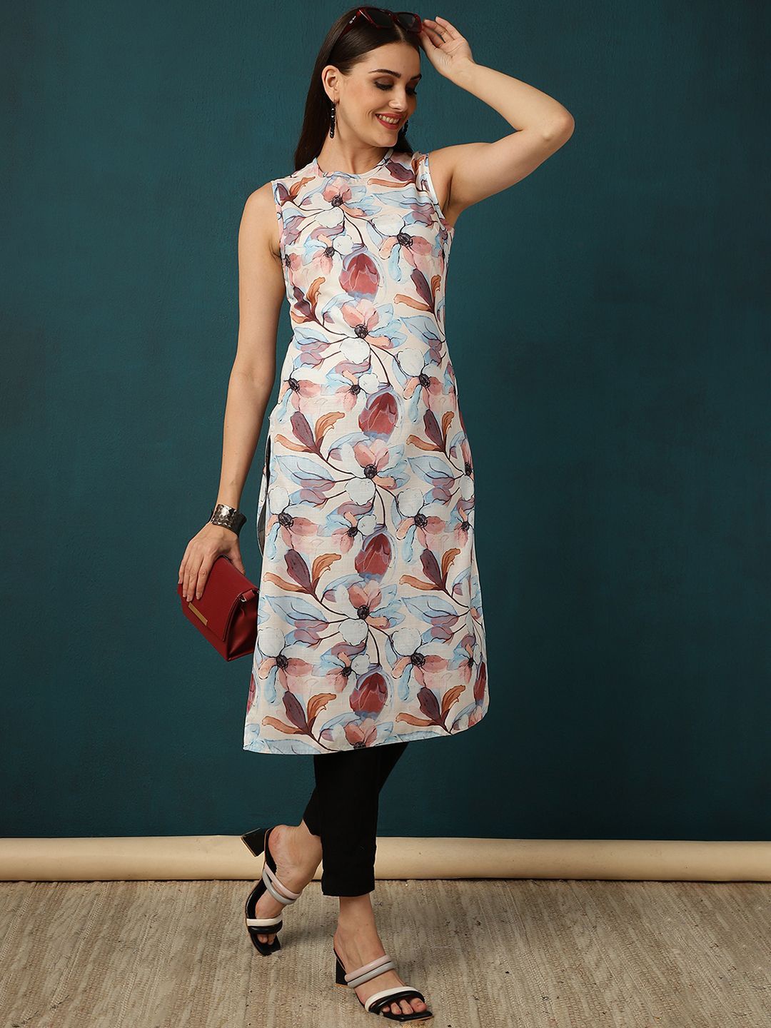 

Jaipur Kurti Floral Printed Straight Kurta, Brown