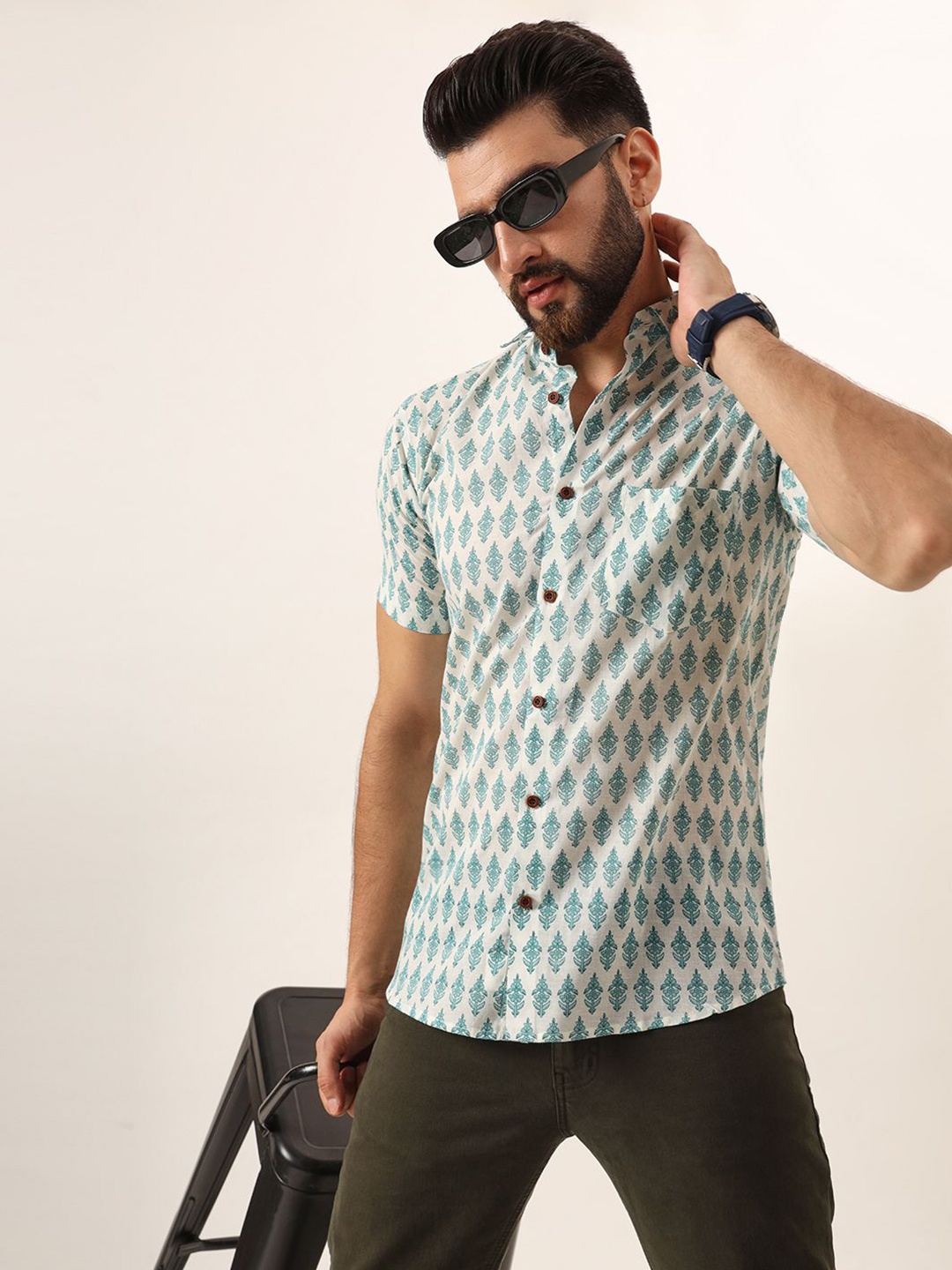

MILLENNIAL MEN Men Comfort Floral Printed Casual Shirt, Green