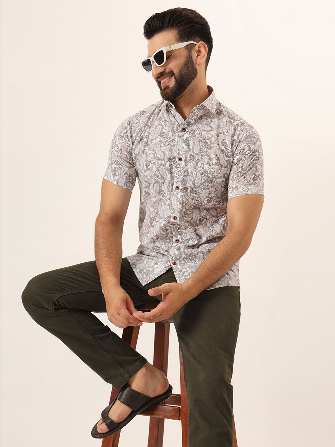 

MILLENNIAL MEN Men Ethnic Motifs Printed Casual Shirt, Grey
