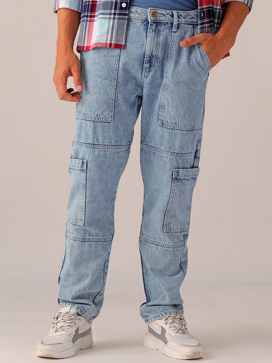 

The Indian Garage Co Men Light Fade Jeans, Blue