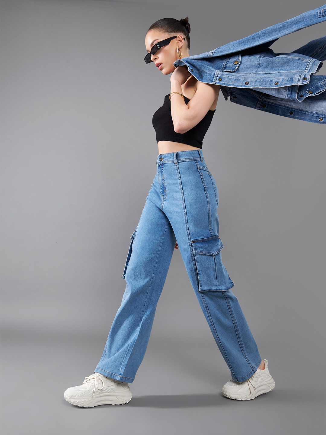 

DOLCE CRUDO Wide-Leg High-Rise Stretchable Patch-Pocketed Denim Jeans, Blue