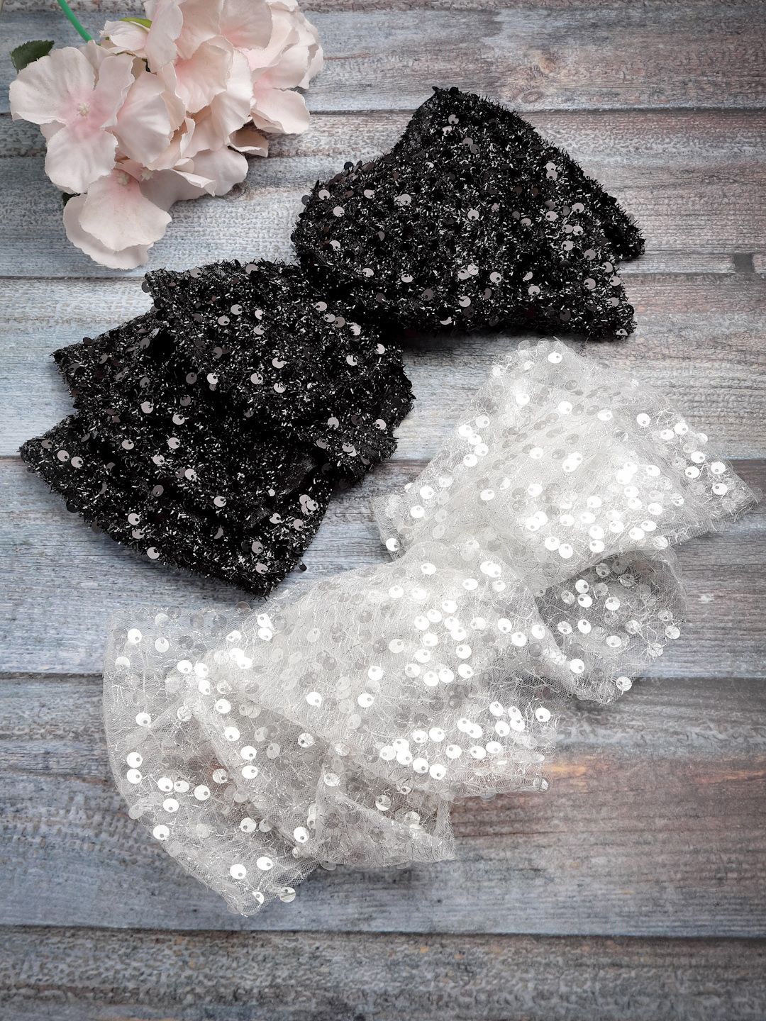 

VOGUE HAIR ACCESSORIES Women Set of 2 Embellished Alligator Hair Clip, Black