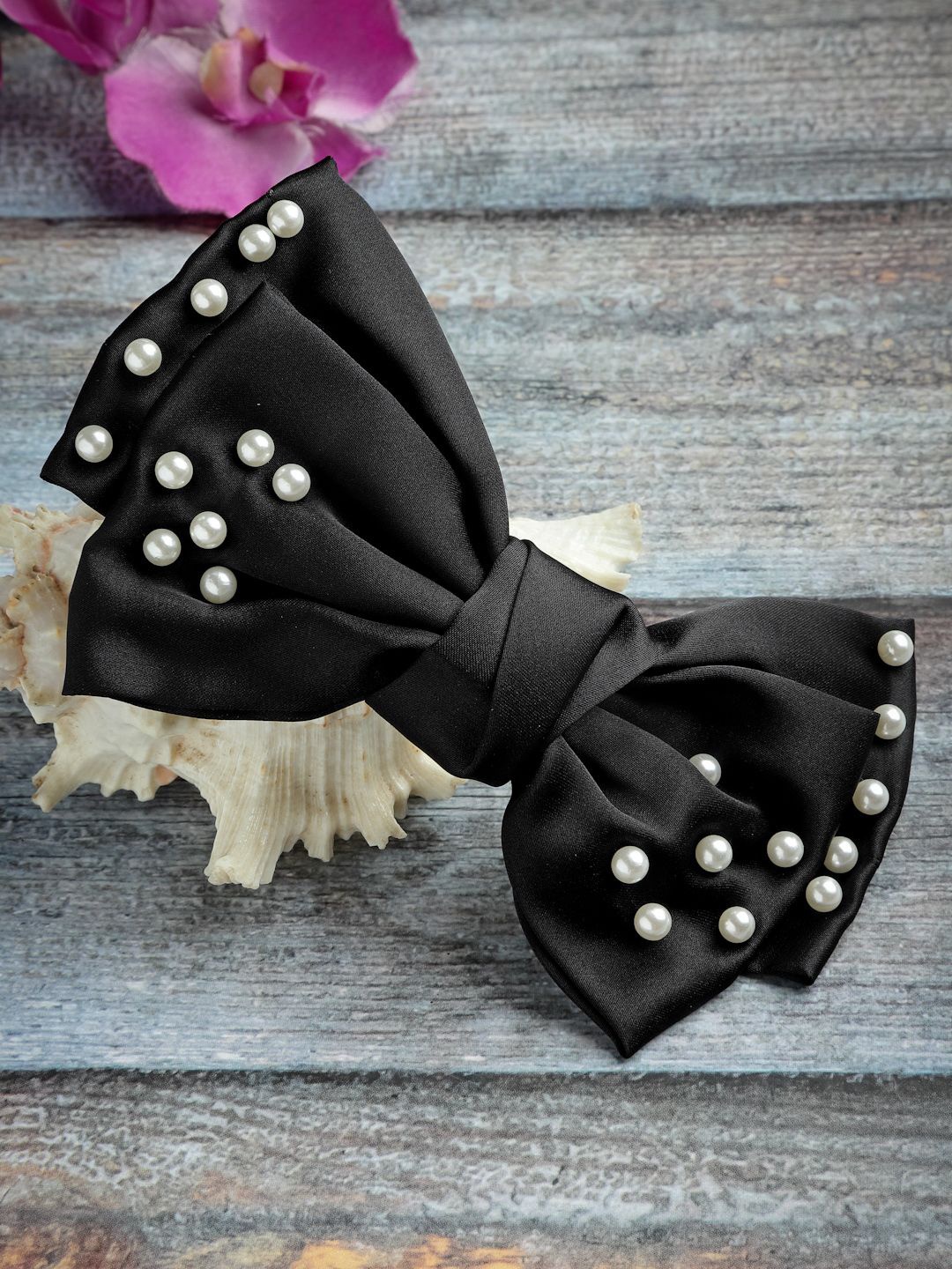 

VOGUE HAIR ACCESSORIES Women Embellished Alligator Hair Clip, Black