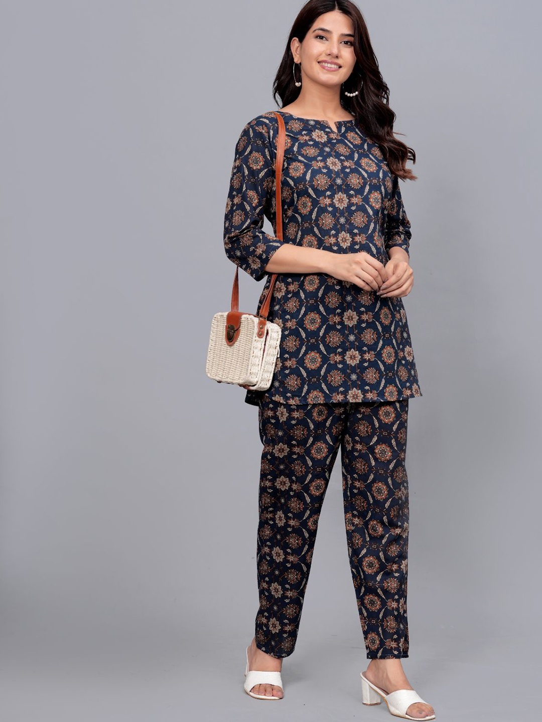 

FCV Printed Cotton Co-ord Set, Navy blue