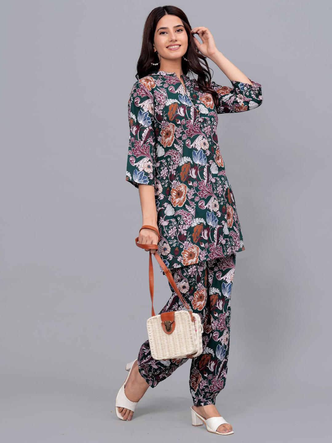 

FCV Women Floral Printed Mandarin Collar Drawsting Pure Cotton Top and Trouser Co-Ords, Green