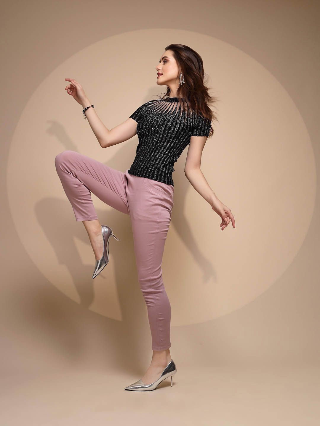 

Global Republic Women Ankle Length Super Stretchable Jeggings, Pink