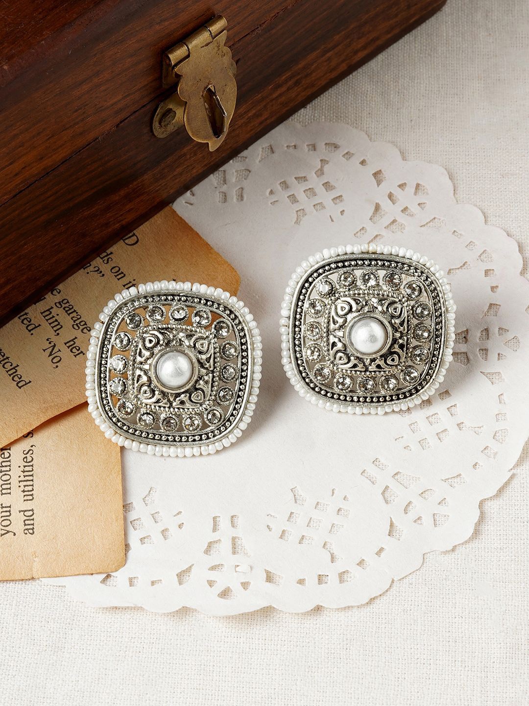 

TEEJH Sucharu Stones Studded Classic Oxidised Studs, Silver