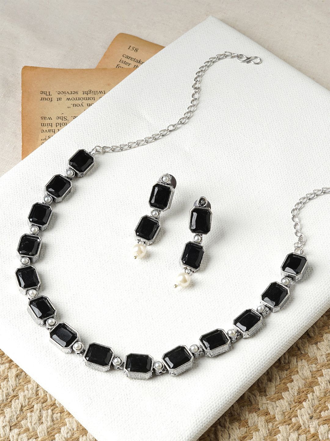 

TEEJH Noir Elegant Stone-Studded & Beaded Jewellery Set, Silver
