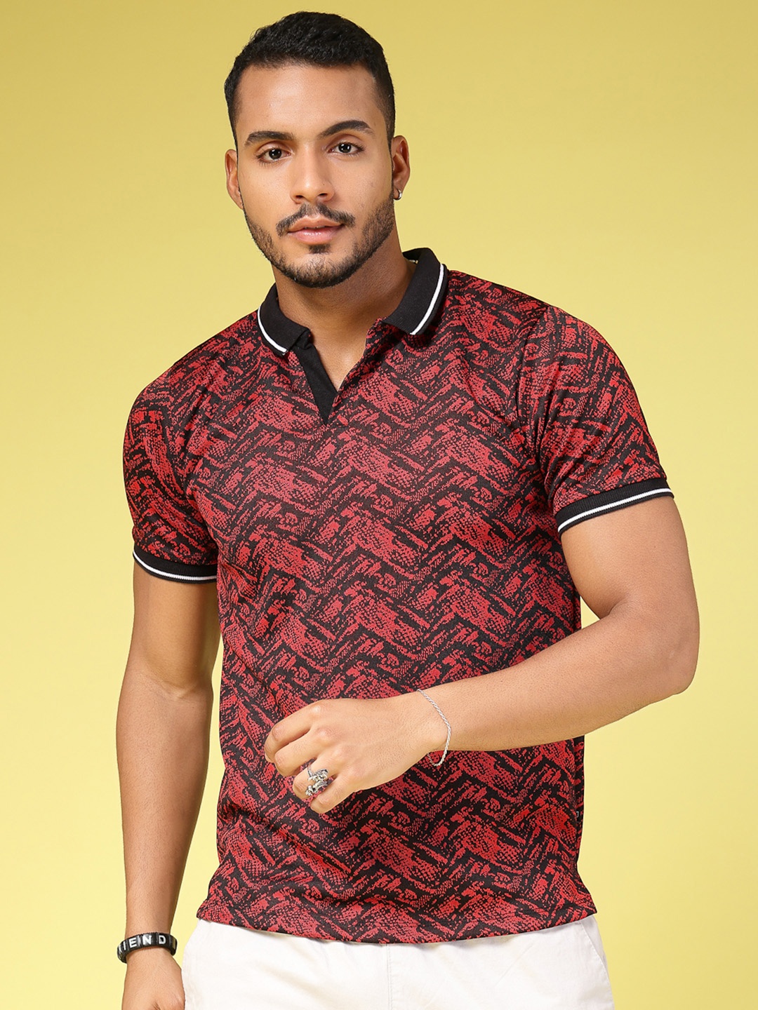 

Rigo Men Printed Polo Collar Slim Fit T-shirt, Maroon