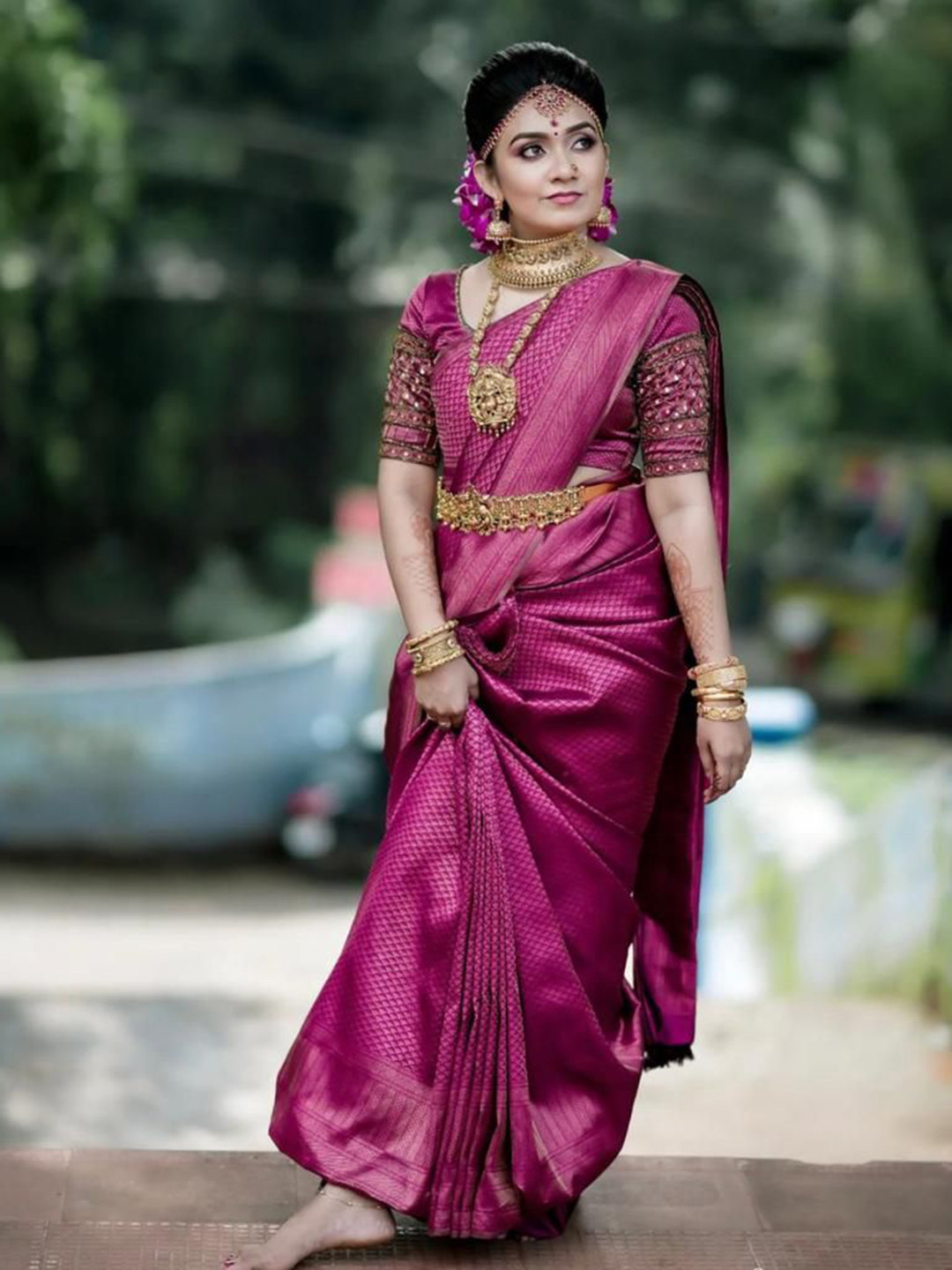 

revika Woven Design Zari Pure Silk Kanjeevaram Saree, Purple