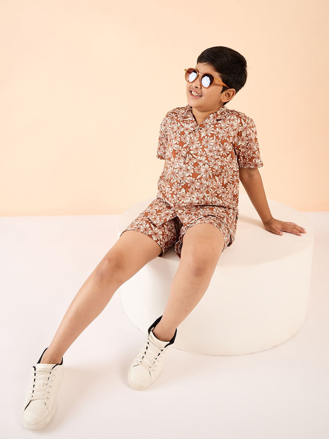 

Stylo Bug Boys Printed Short Sleeves Pure Cotton Shirt with Shorts, Brown
