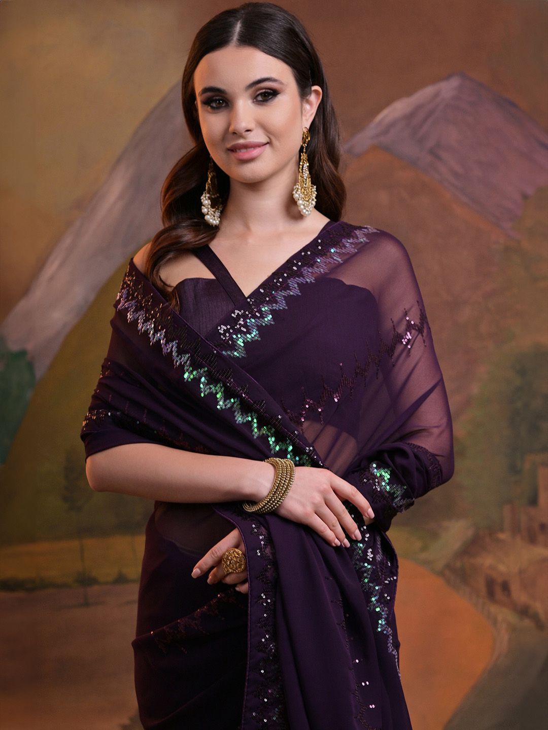 

Ishin Embellished Sequinned Pure Georgette Saree, Burgundy