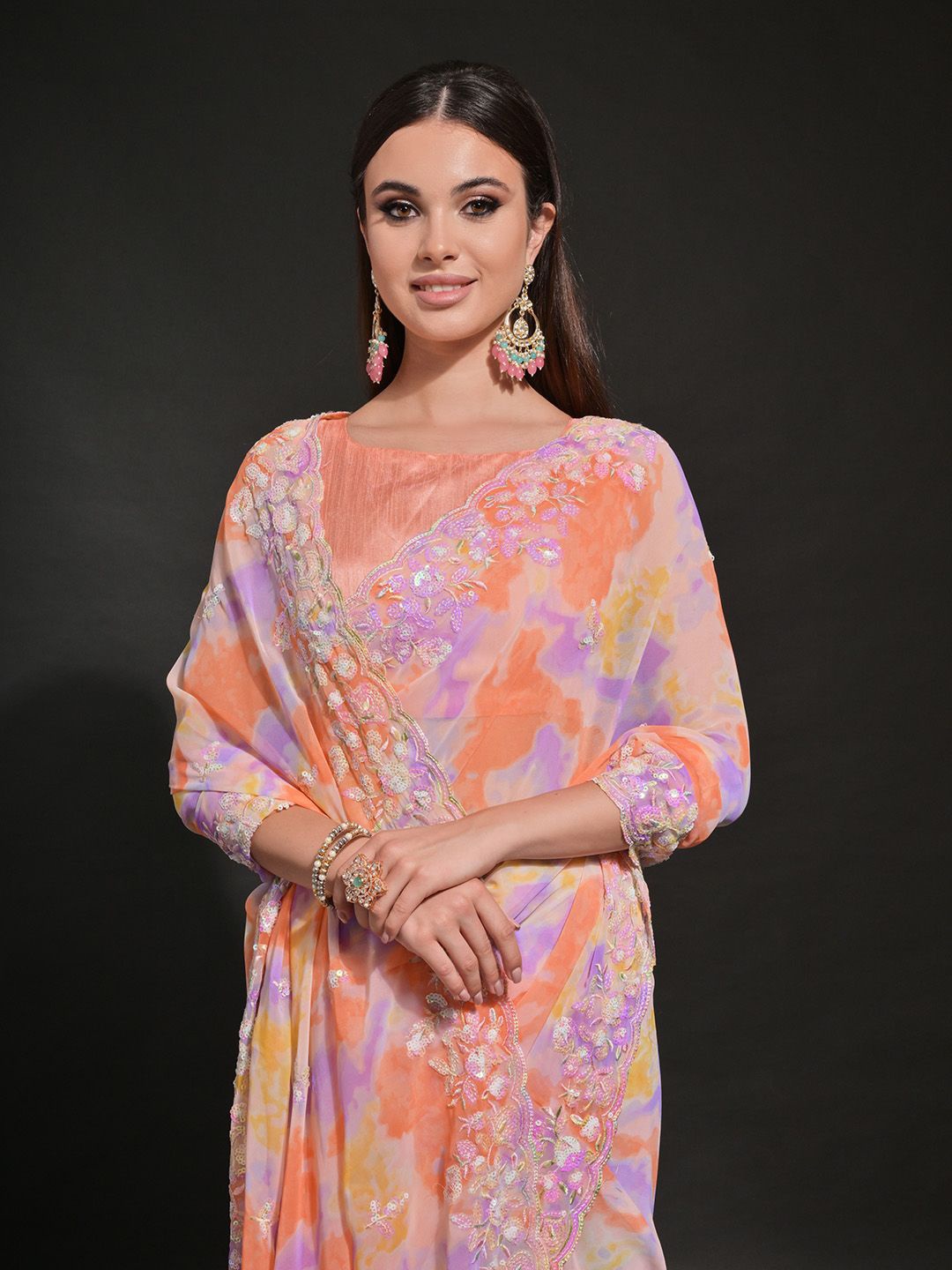 

Ishin Embellished Sequinned Pure Georgette Saree, Peach