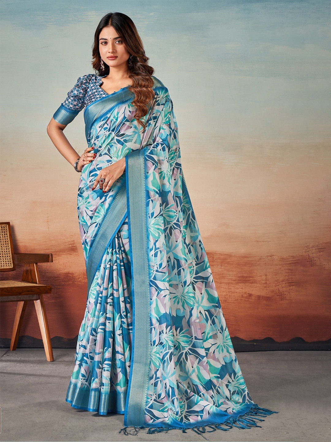 

MySilkLove Abstract Zari Woven Banarasi Saree, Blue