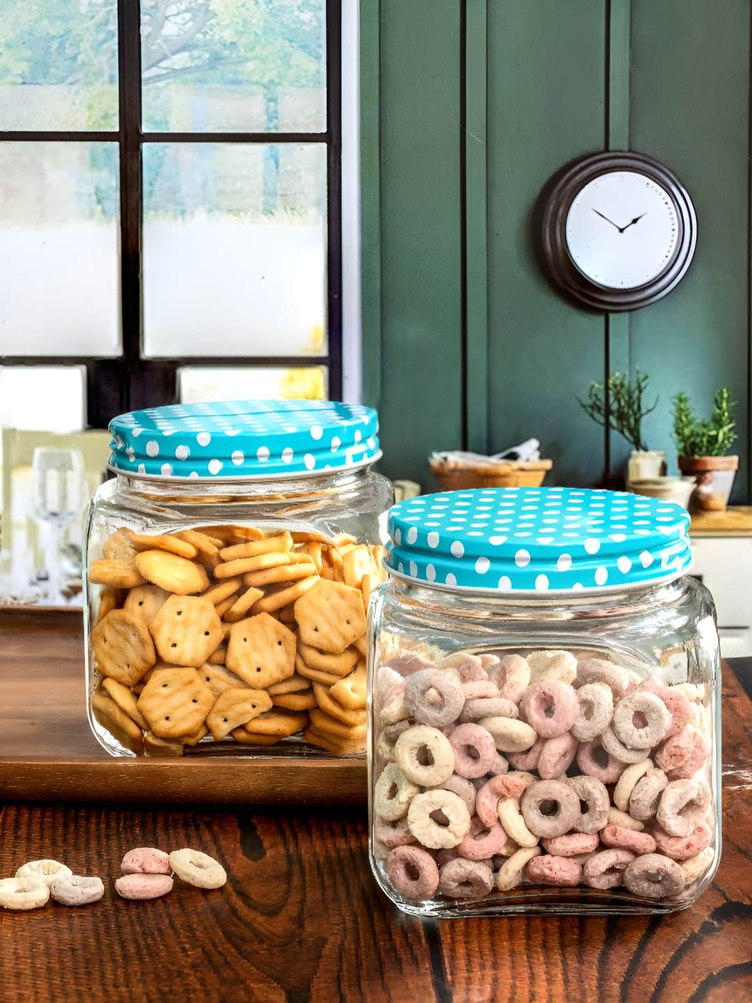

GOODHOMES Transparent & Blue 2 Pieces Glass Containers With Lids 700 ml Each