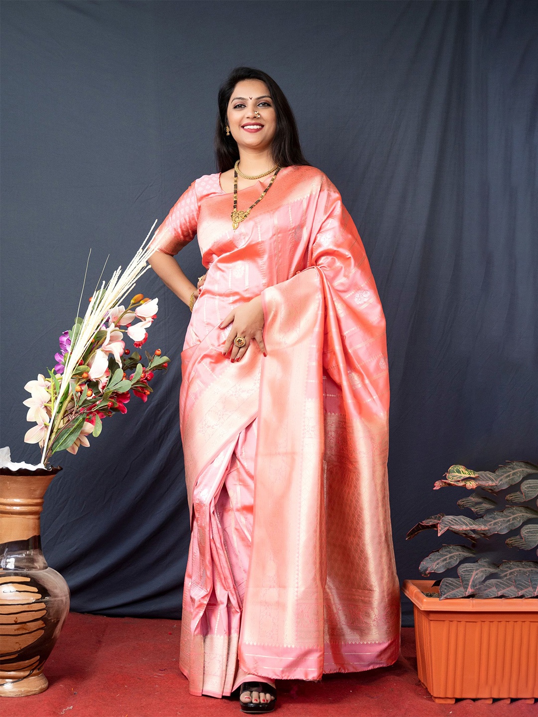 

KIMISHA Woven Design Zari Kanjeevaram Saree, Peach