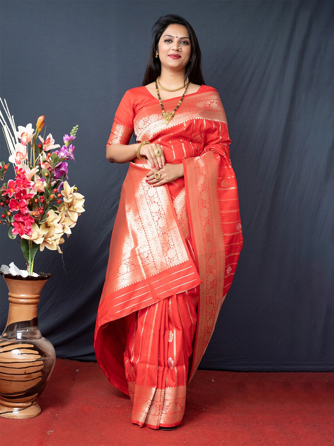 

KIMISHA Woven Design Zari Kanjeevaram Saree, Red