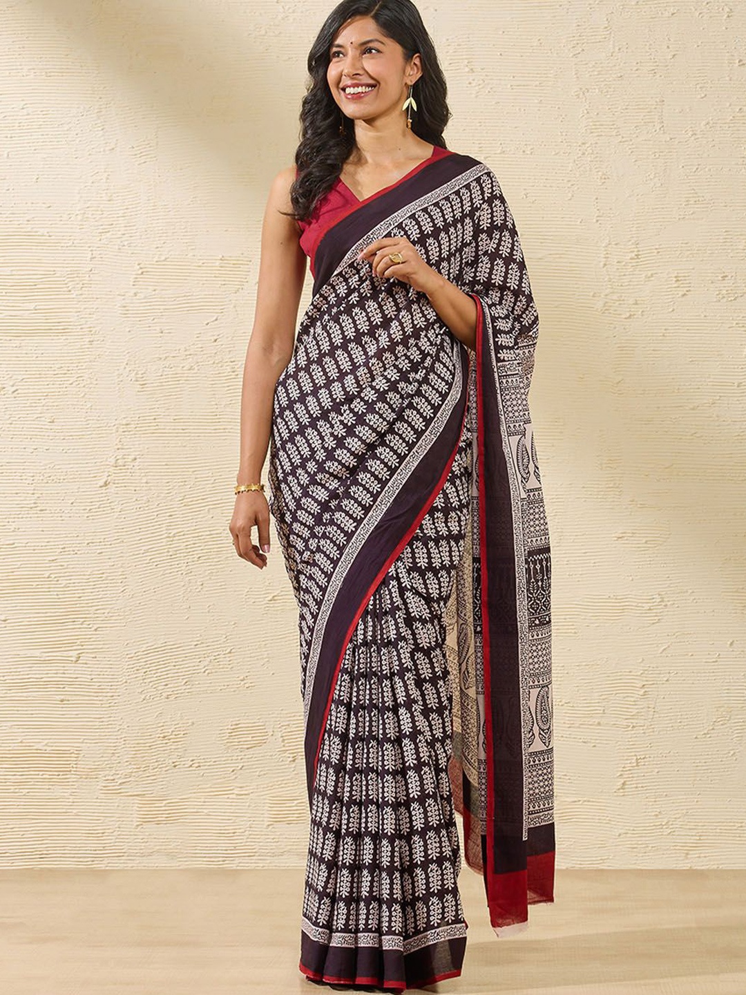 

Taneira Bagh Pure Cotton Bagh Saree, Black