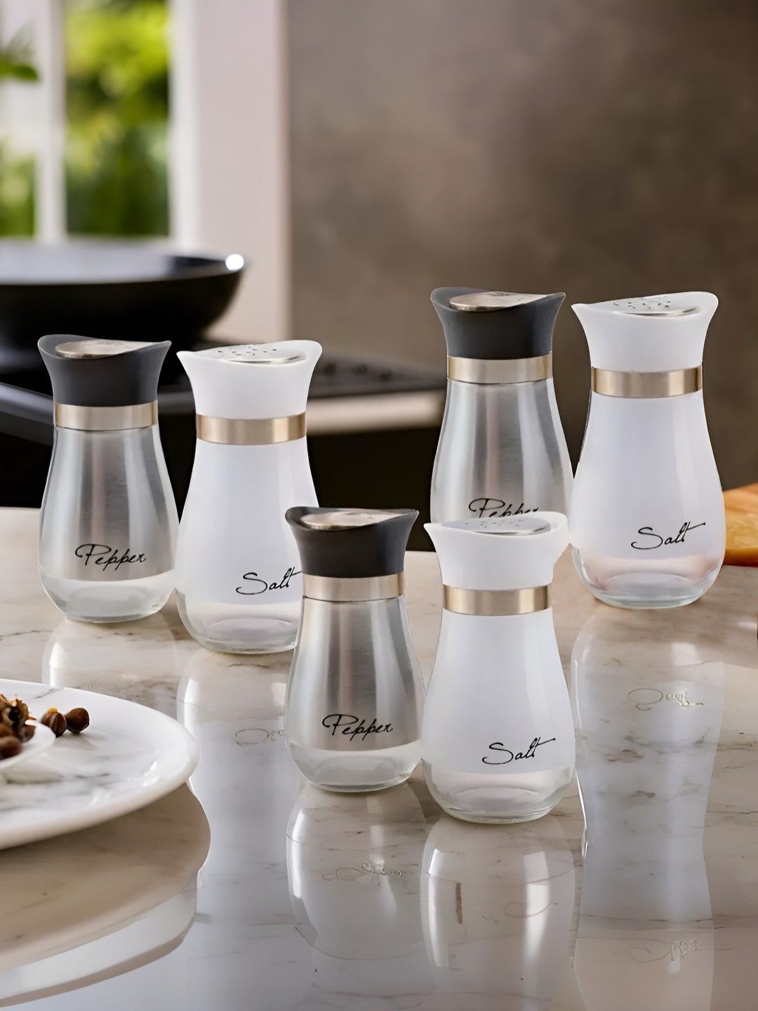 

The Better Home Black & White 6 Pcs Glass Salt and Pepper Shakers