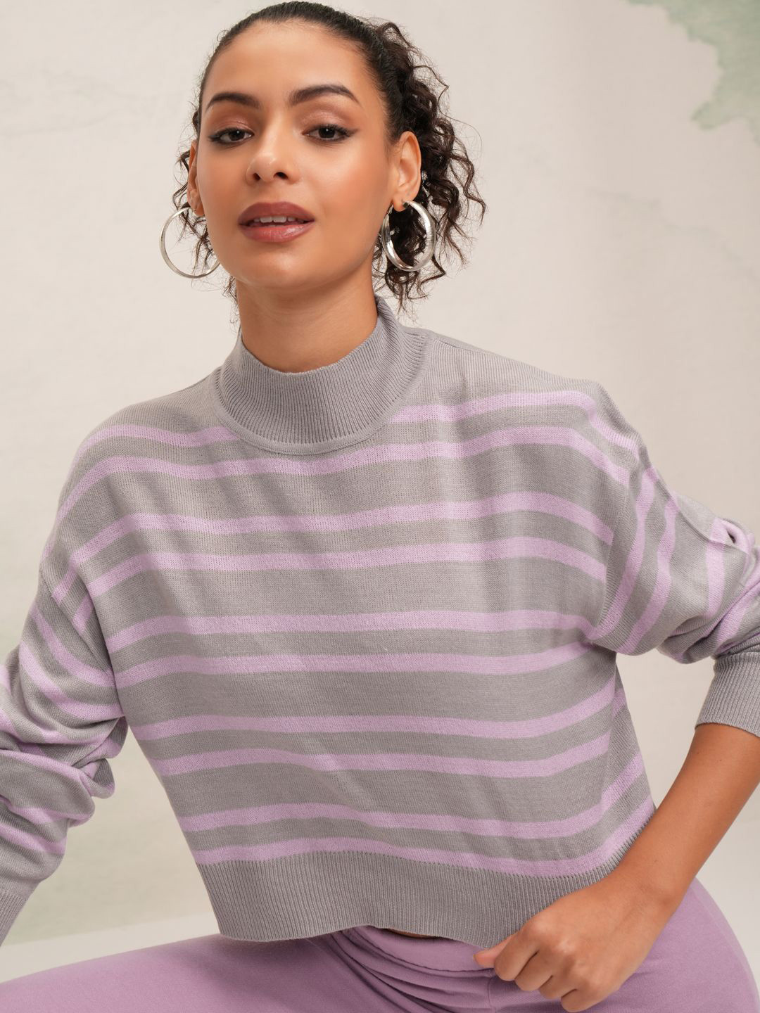 

Tokyo Talkies Women Horizontal Striped Knitted Crop Pullover Sweater, Grey