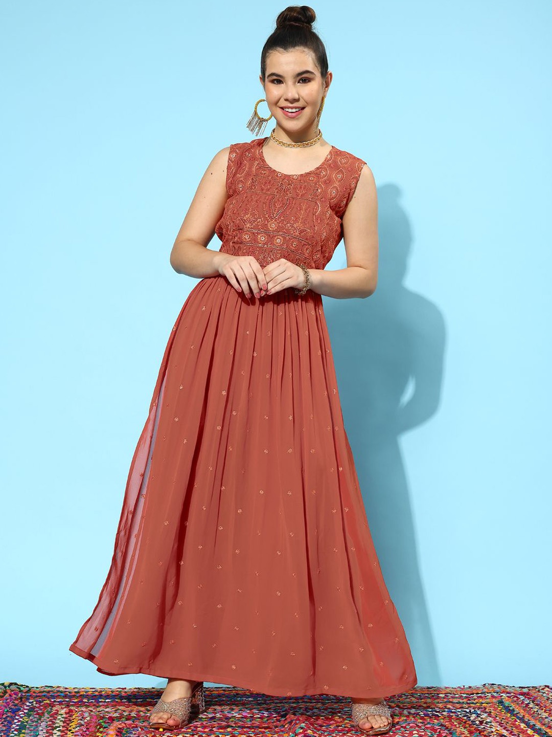 

Sangria Round Neck Sleeveless Embroidered Straight Kurta Sets, Rust