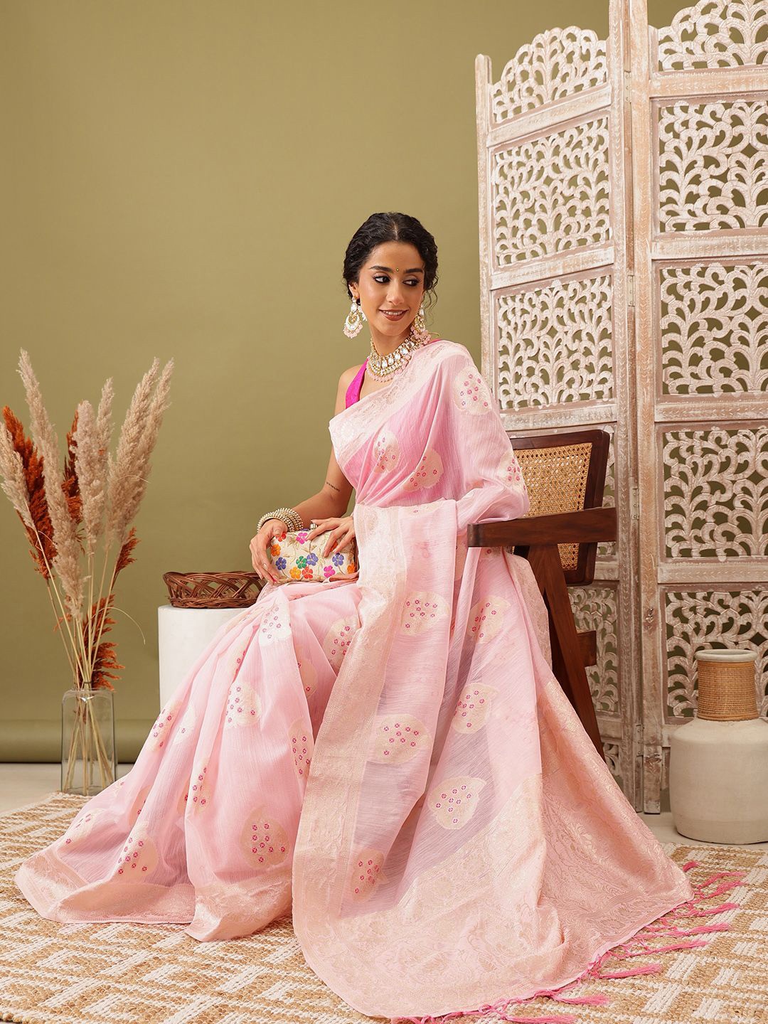 

Silk Land Paisley Zari Fusion Bomkai silk Saree, Pink