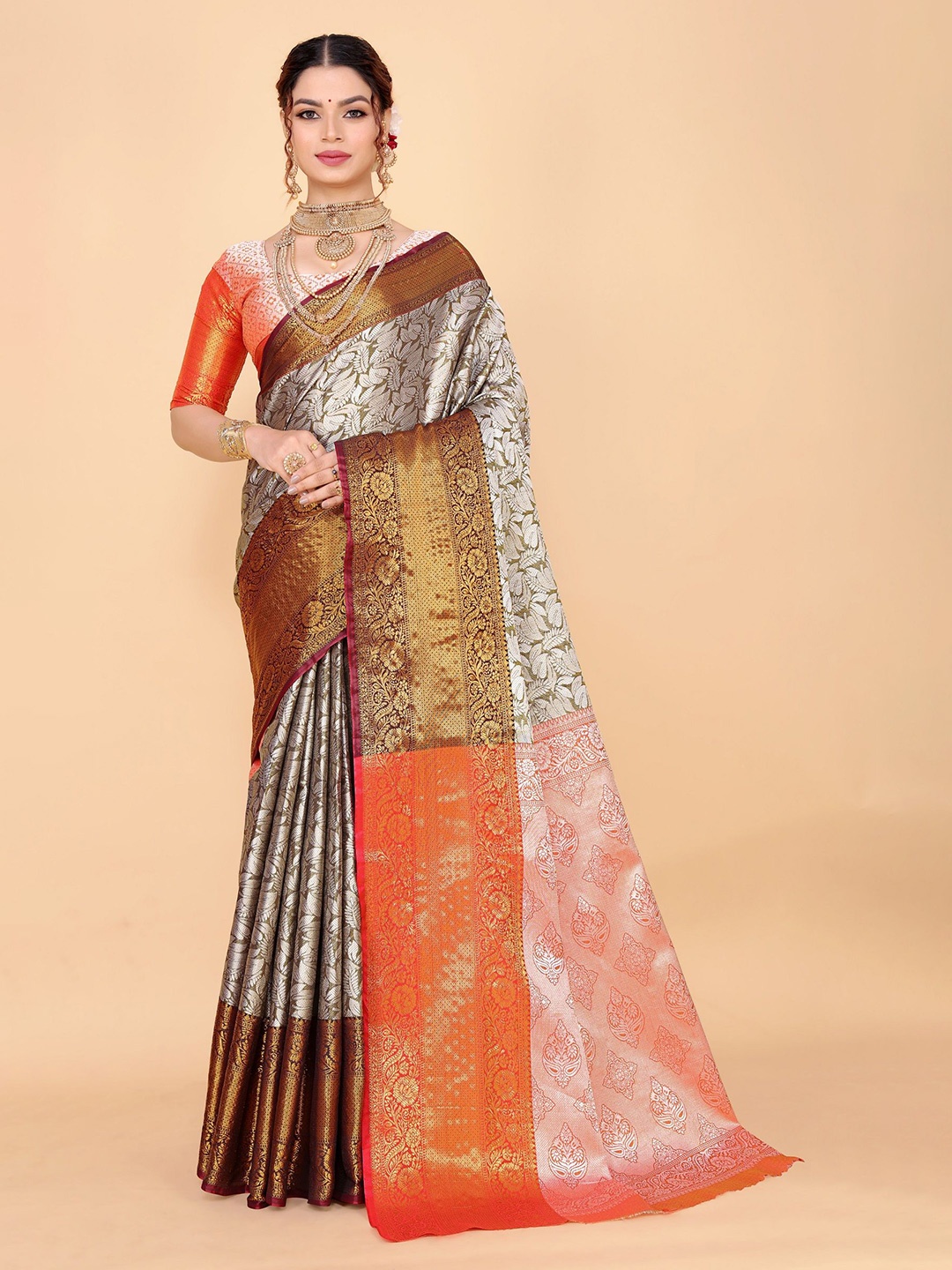 

JAY FASHION Woven Design Zari Kanjeevaram Saree, Gold