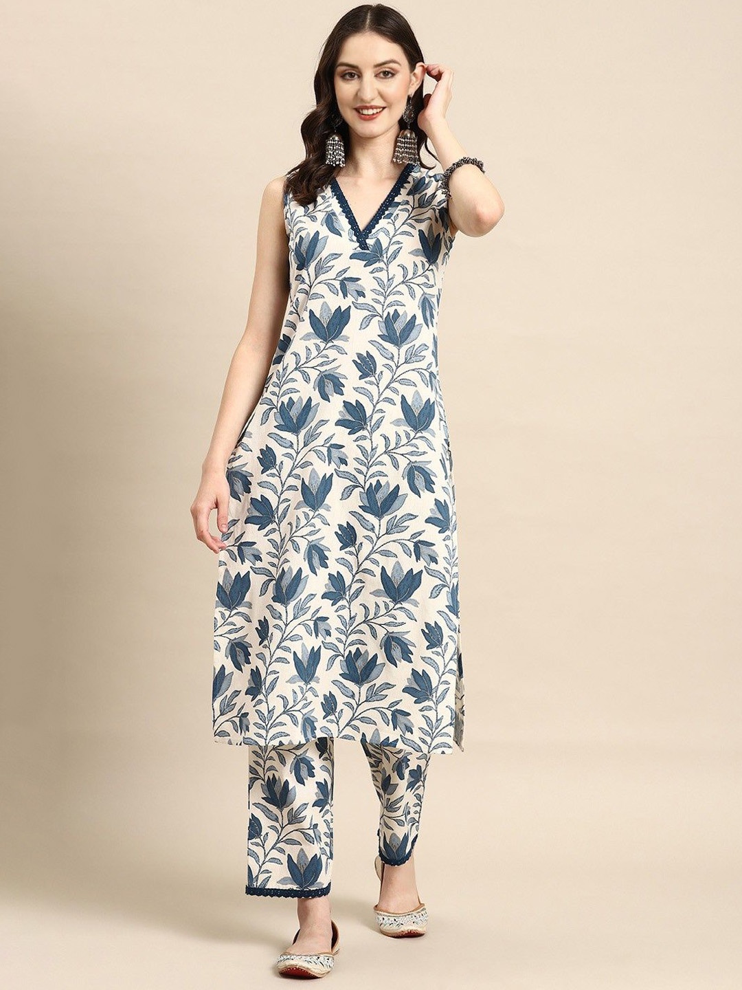 

Divyadham Textiles Floral Printed Regular Pure Cotton Straight Kurta With Trousers, Off white