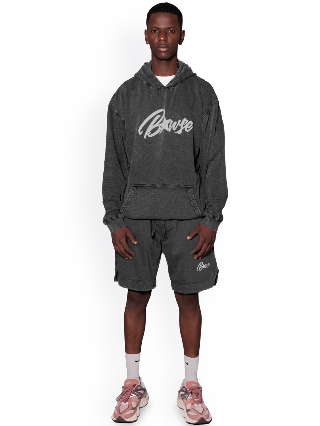 

BAWSE. Men Brand Logo Printed Relaxed Fit Sports Shorts, Grey