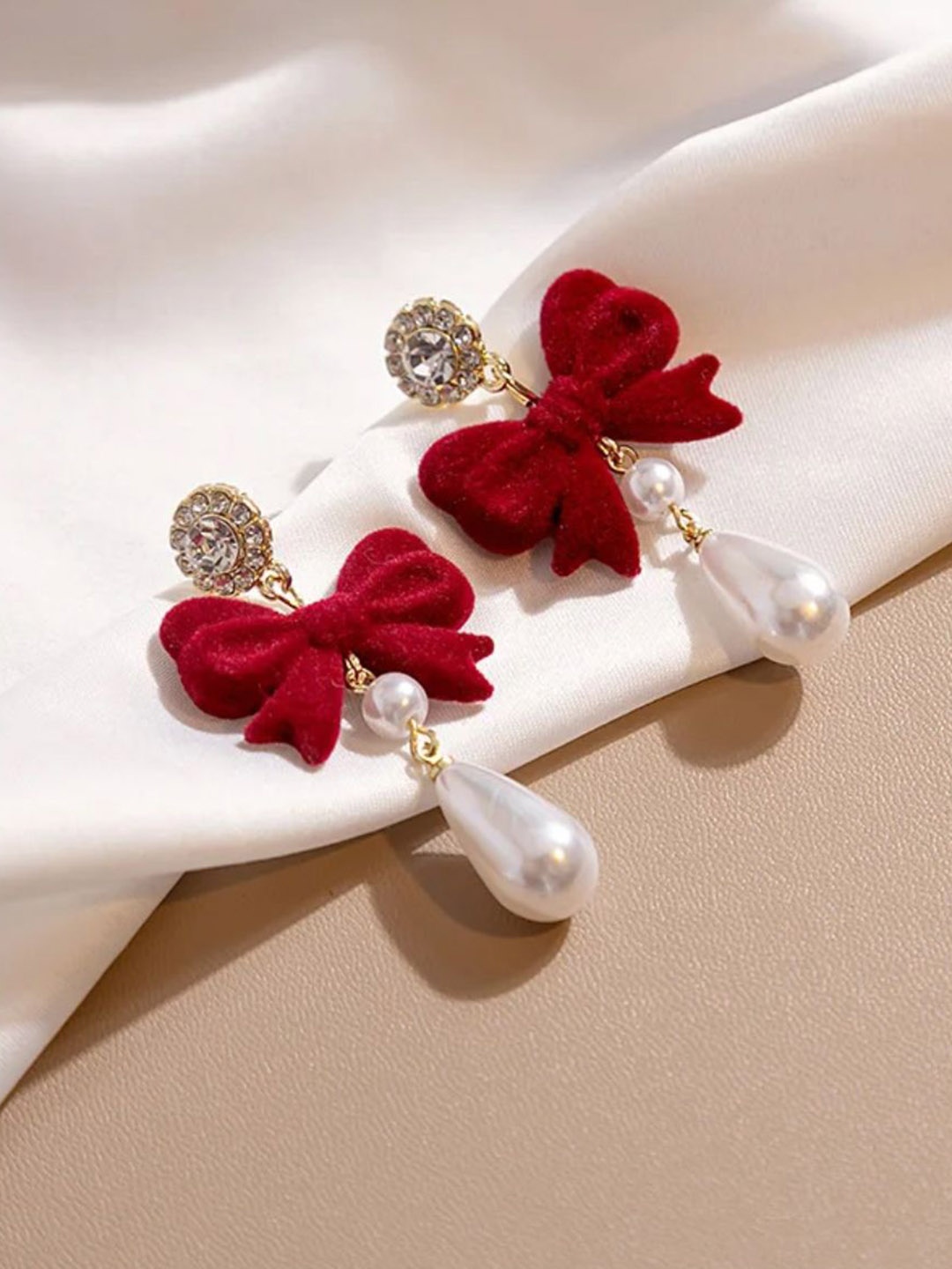 

ISHKAARA Gold-Plated Crystals Contemporary Bow Drop Earrings