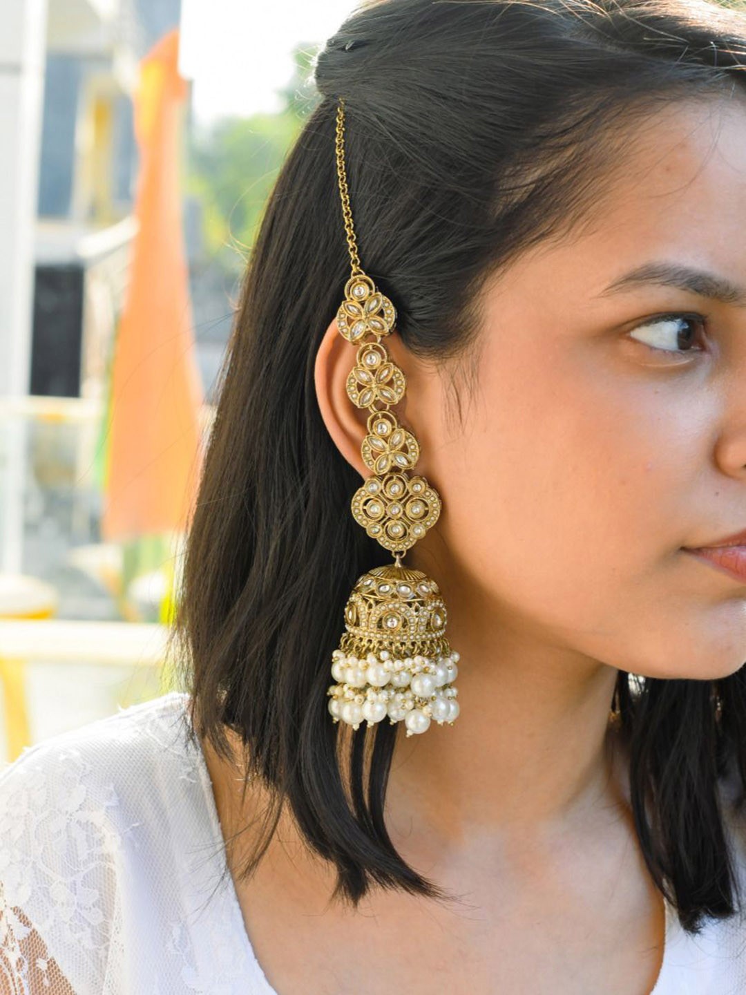 

ISHKAARA Gold Plated Kundan Studded Contemporary Jhumkas With Kaan Chain