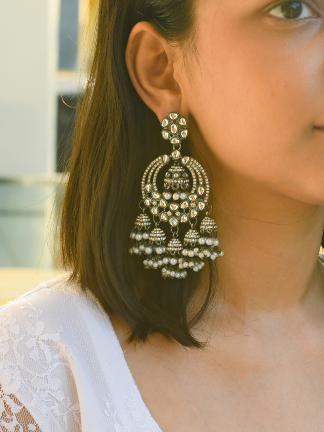 

ISHKAARA Rhodium-Plated Kundan Studded Contemporary Jhumkas, Silver