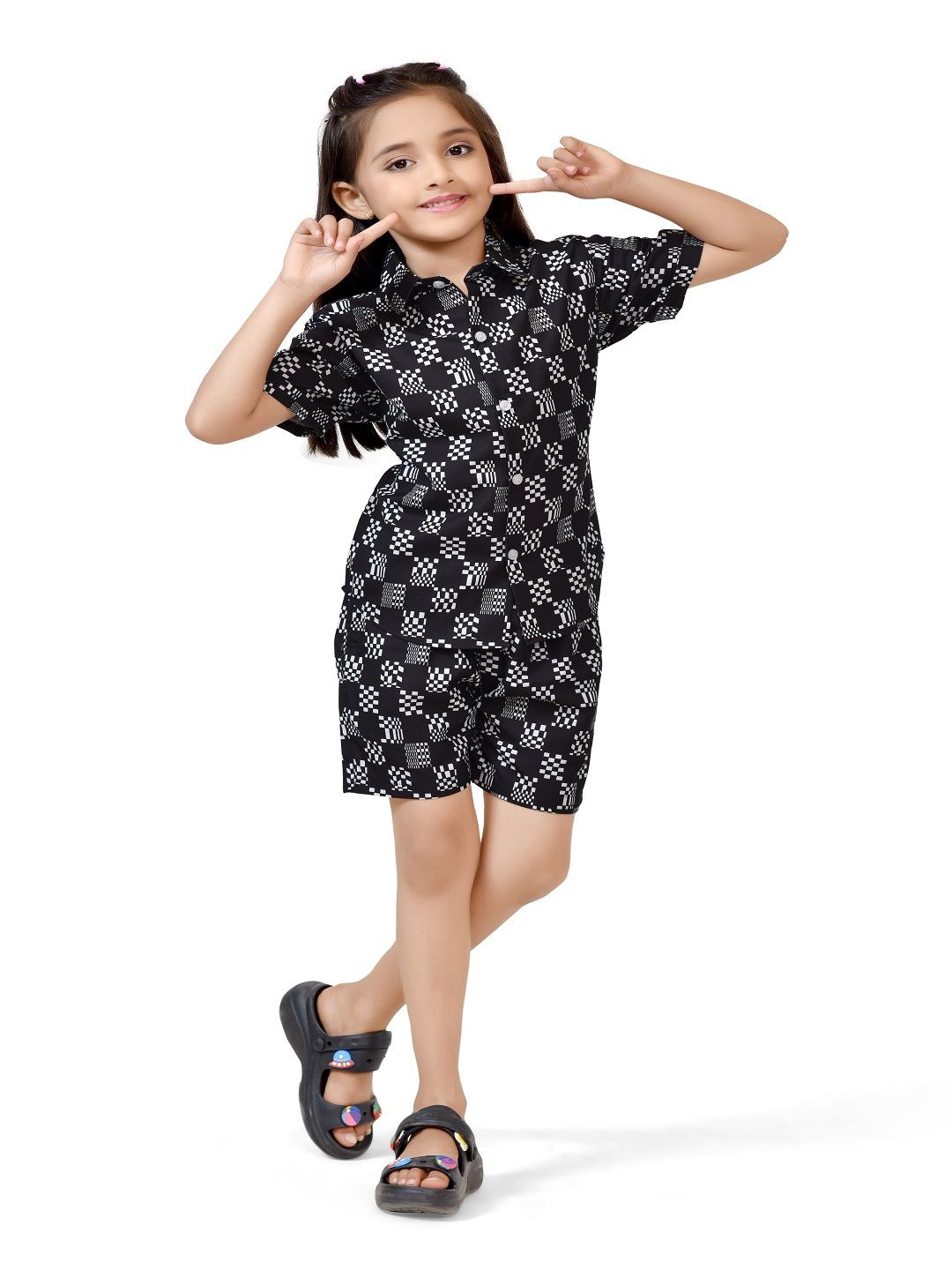 

BAESD Girls Printed Pure Cotton Shirt With Shorts, Black