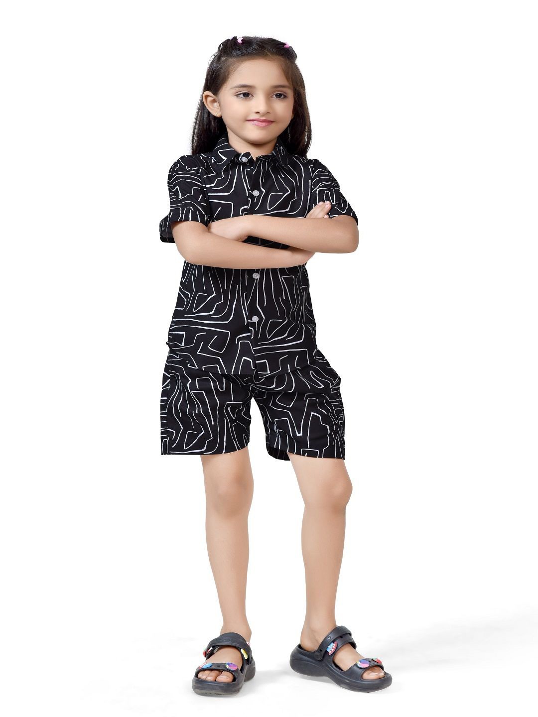 

BAESD Girls Printed Pure Cotton Shirt With Shorts, Black