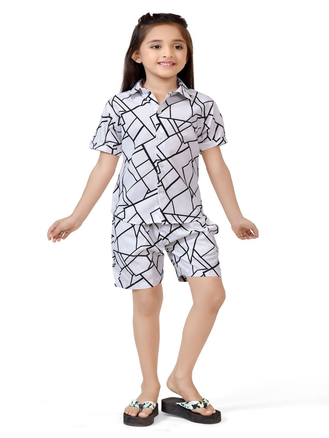 

BAESD Girls Printed Pure Cotton Shirt With Shorts, White