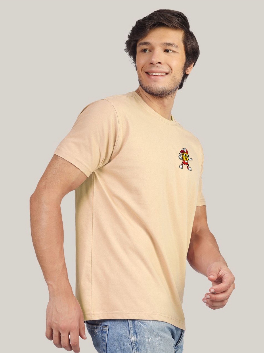 

Greylongg Men Men's Printed Round Neck T-Shirt, Beige