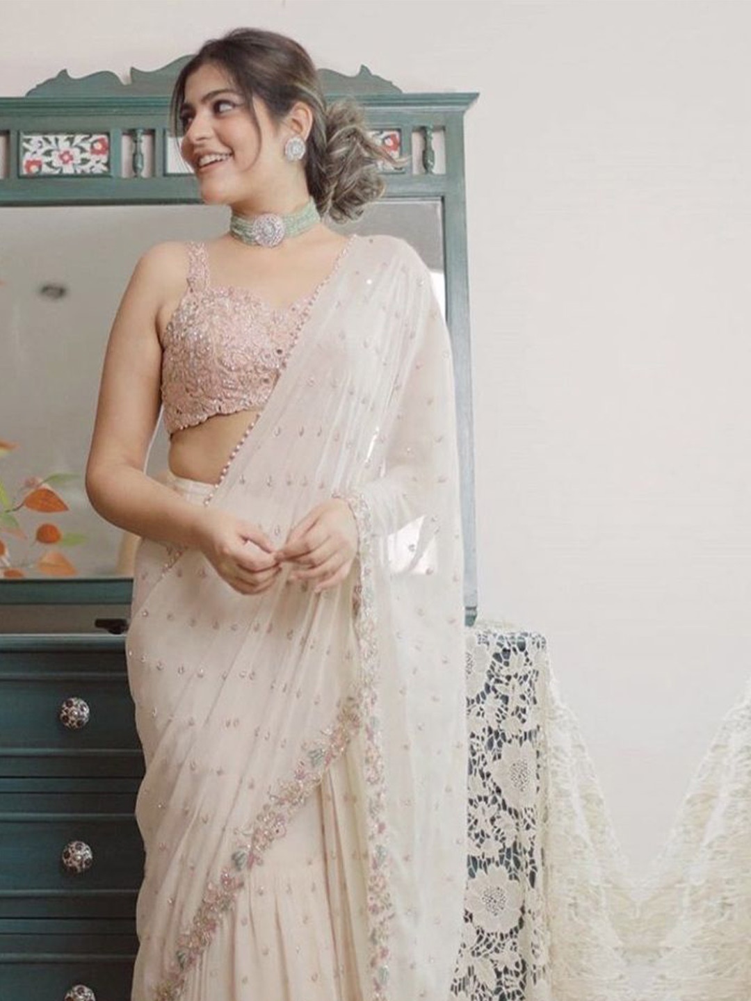 

Ethnic Yard Floral Sequinned Pure Georgette Saree, White