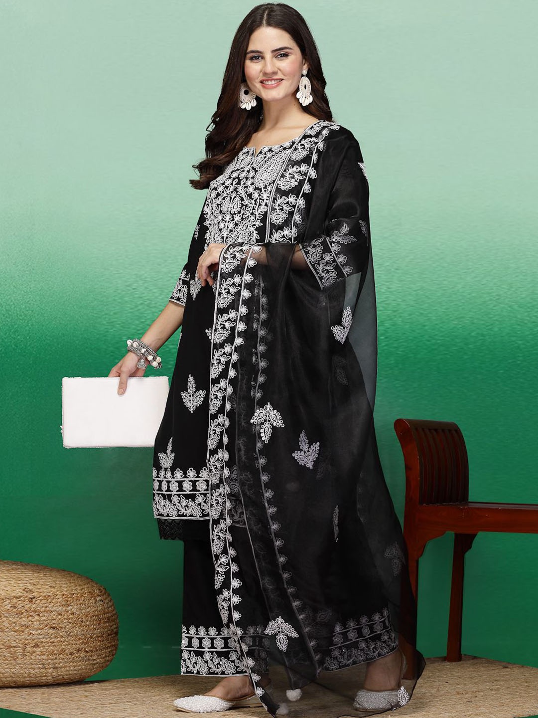 

Sangria Notch Neck Embroidered Straight Kurta Sets With Embroidered Dupatta, Black