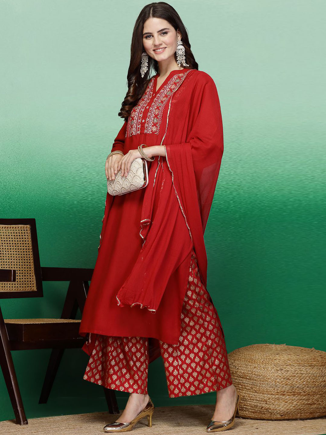

Sangria Mandarin Collar Yoke-Embroidered Straight Kurta Sets, Maroon