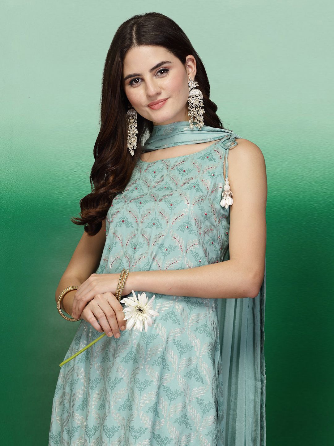 

Sangria Round Neck Embroidered Straight Kurta Sets, Olive