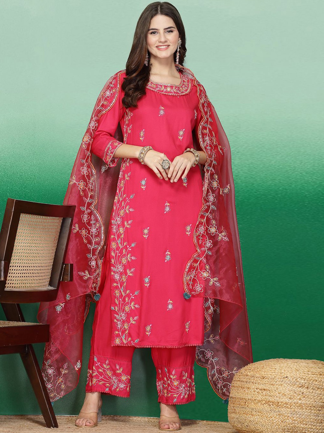 

Sangria Round Neck Embroidered Straight Kurta Sets, Pink