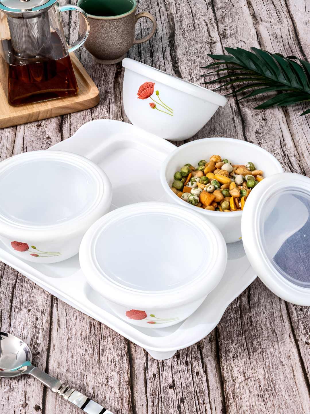 

Cello White 4 Pieces Glass Storage Bowl & Lid With Tray