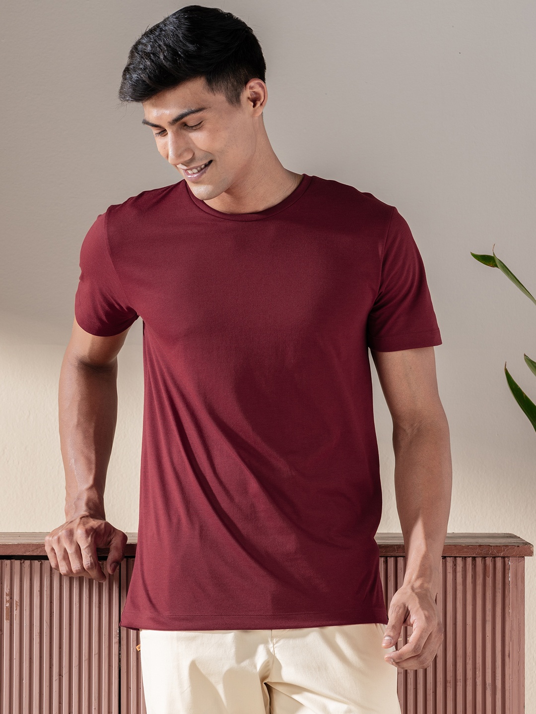 

DAMENSCH Ultralight Basic Crew Pure Cotton Lounge T-Shirts, Red