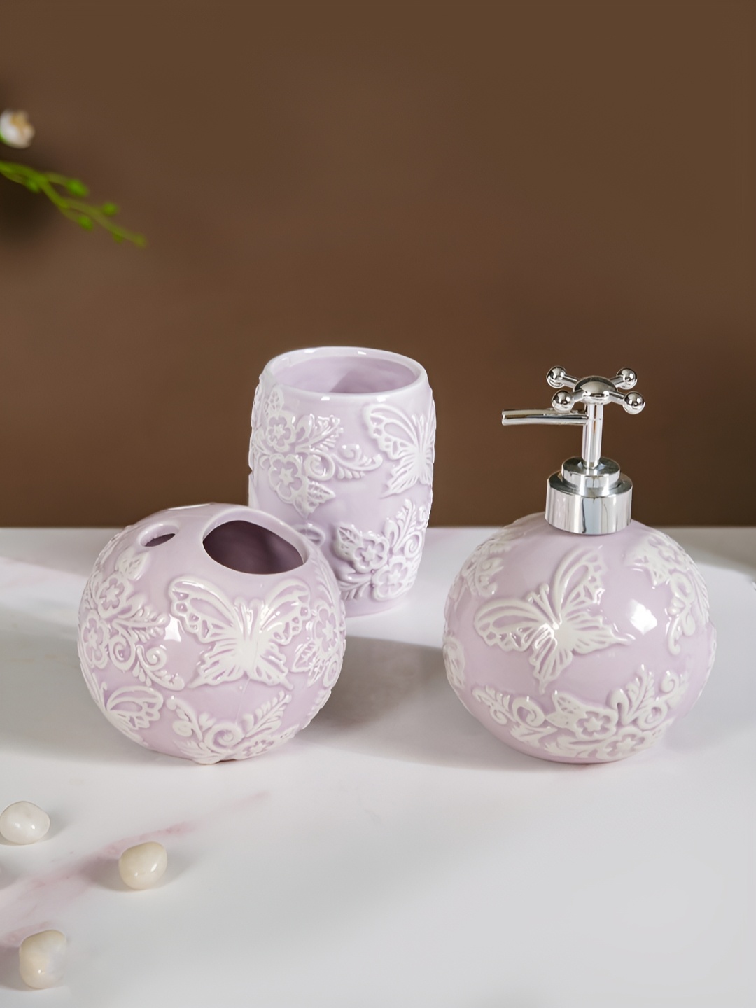 

Nestasia Lavender & White 3 Pieces Textured Ceramic Bath Accessories Set